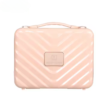 Valixhe praktike per ruajtjen e aksesoreve kozmetike